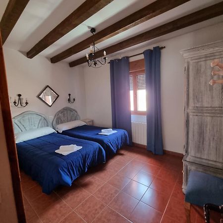 Casas Rurales Tio Claudio I Y II El Barraco Bagian luar foto