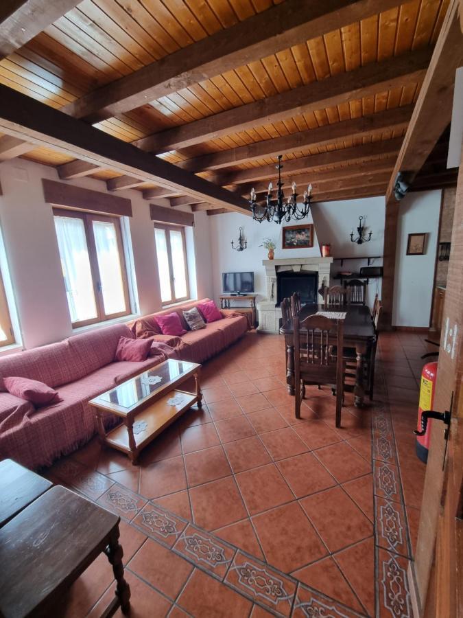 Casas Rurales Tio Claudio I Y II El Barraco Bagian luar foto