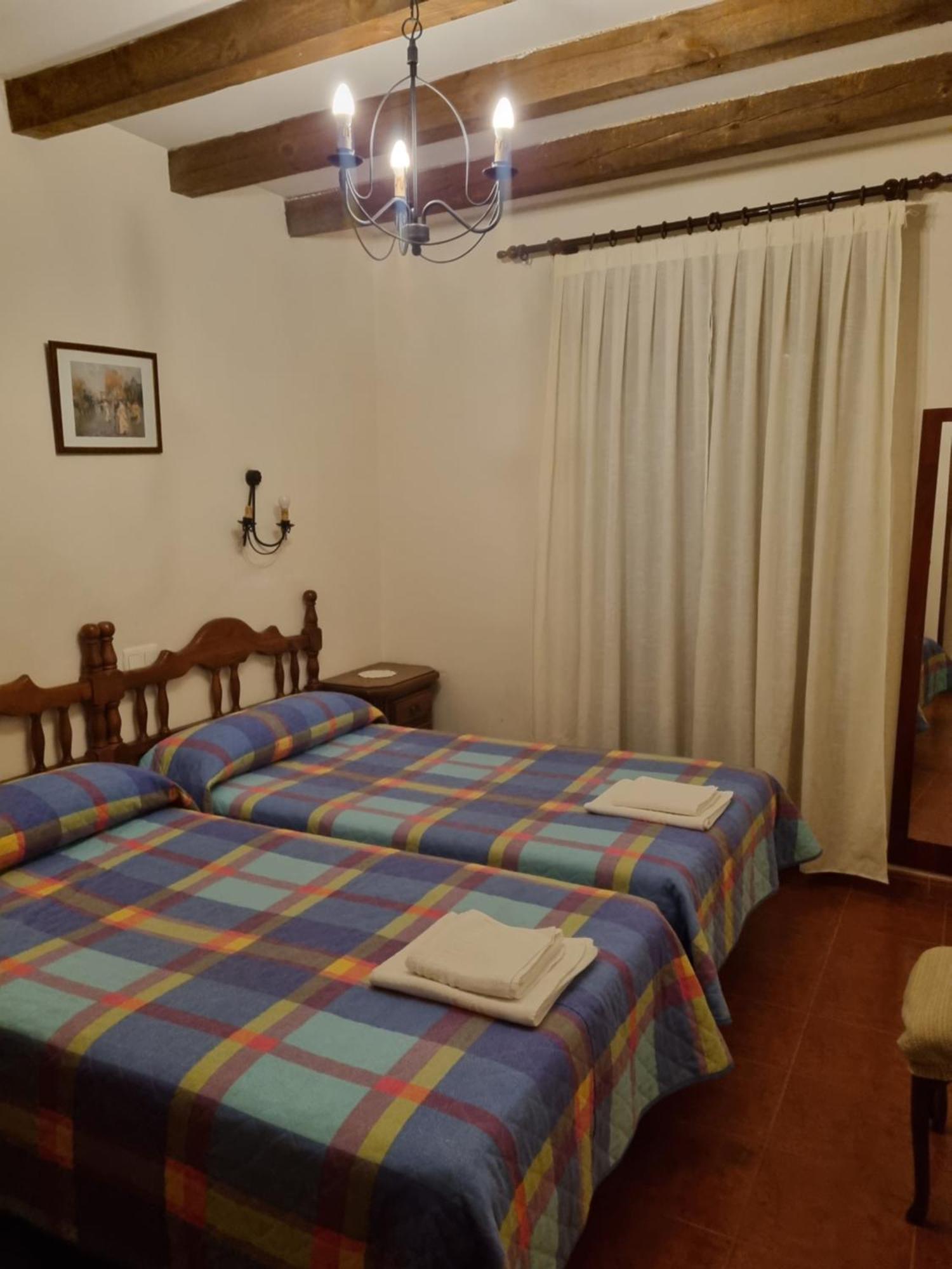 Casas Rurales Tio Claudio I Y II El Barraco Bagian luar foto